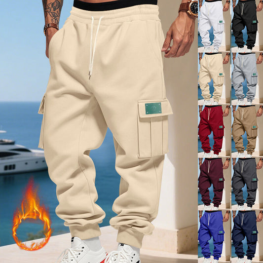 Men's cargo jogging pants with practical side pockets and adjustable drawstring Skorter