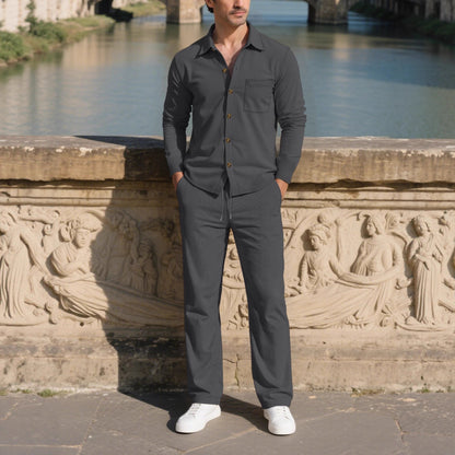 Men's stylish leisure suit set with comfortable cut and elegant button placket Skorter