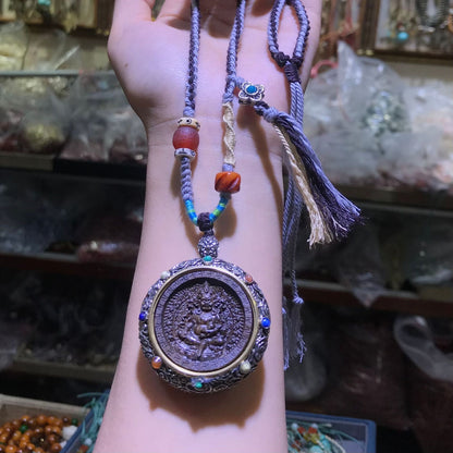 Skorter | Woman Versatile Retro Beauty National Necklace Three-tailed Fox Zhajilam Green Tara Thangka Jewelry