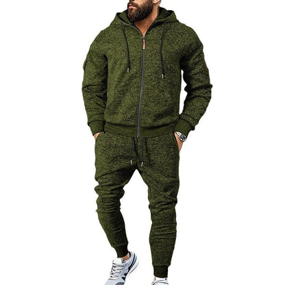 Men's tracksuit with hood and practical pockets Skorter
