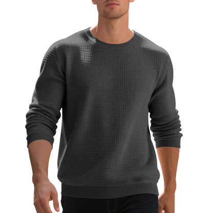 Men's warmer sweater with textured fabric and round neckline Skorter