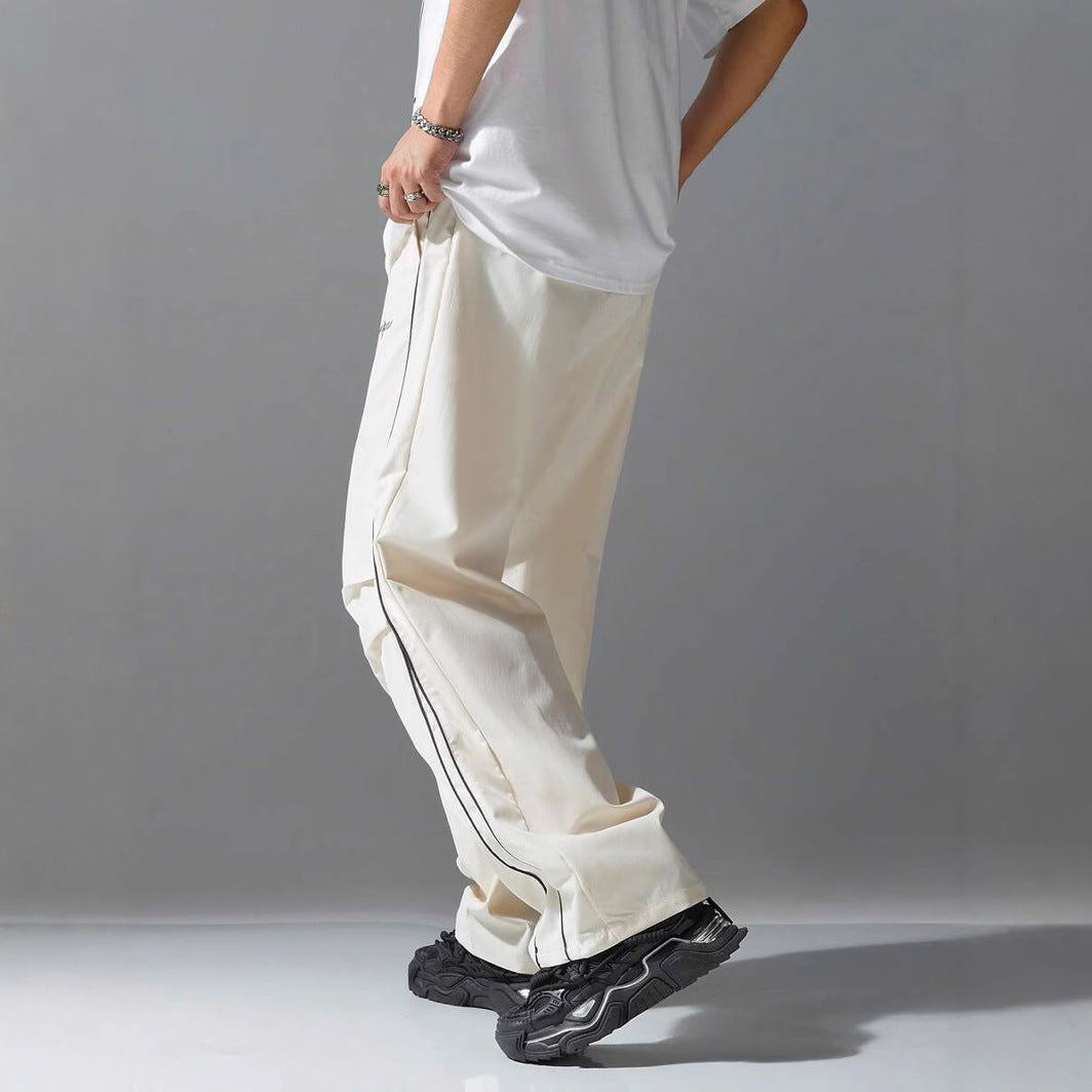 Herrbyxor med andningsfunktion, sidoränder och elastiskt midjeband, skorter