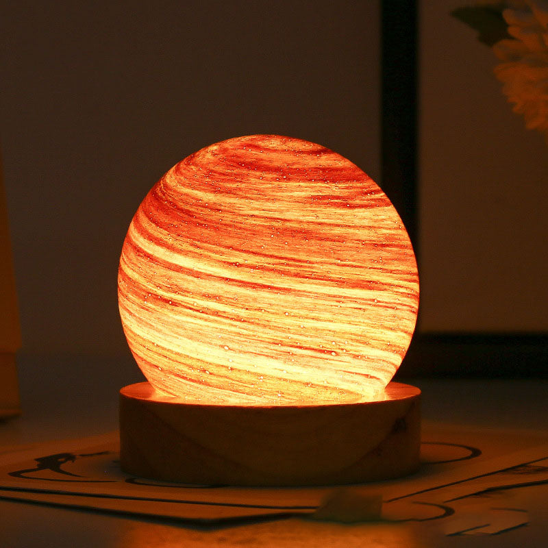 Skorter | Enchanting Planet Lamp – A Universe of Colors and Dreams