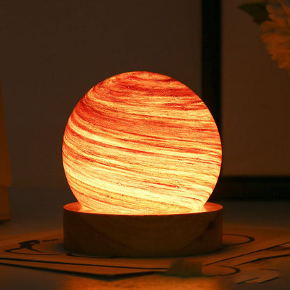 Skorter | Enchanting Planet Lamp – A Universe of Colors and Dreams