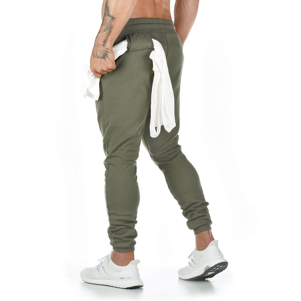 Men's sporty jogging pants made of high-quality stretch material with practical pockets Skorter