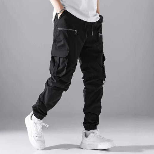 Men's cargo pants in urban style by Skorter