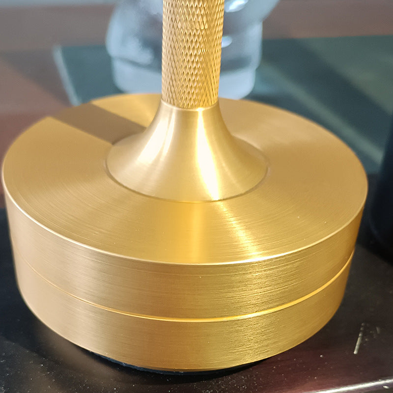 Skorter | The Wireless LED Table Lamp with Intelligent Control