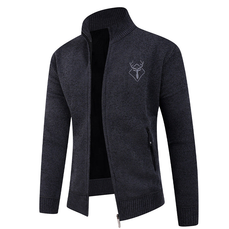 Herrkofta med hög krage och praktiska dragkedjefickor Skorter