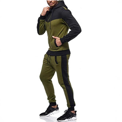 Men's sporty tracksuit set with hood and stylish contrast seams Skorter