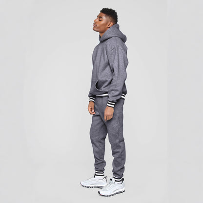 Men's sporty sweatshirt with comfortable joggers in urban style Skorter