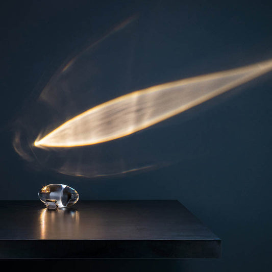 Skorter | Eye of the sky crystal table lamp creative simple exhibition hall living room bedside designer projection lamp atmosphere lamp