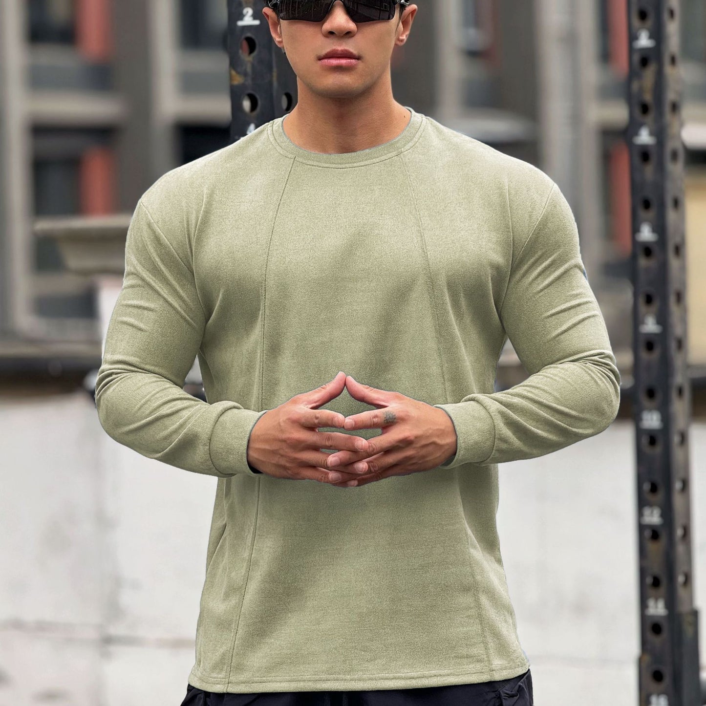 Men's Long Sleeve Sports Shirt with Seamless Processing and Fitted Cut Skorter