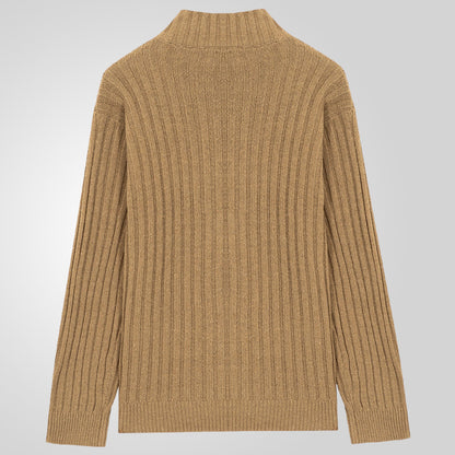 Herrkofta med tydligt ribbmönster och bekväm ståkrage.