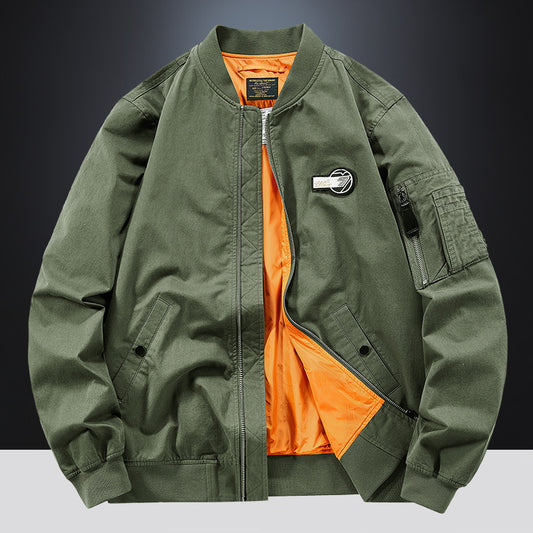 Herrbomberjacka med sidofickor och praktiska ärmfickor Skorter