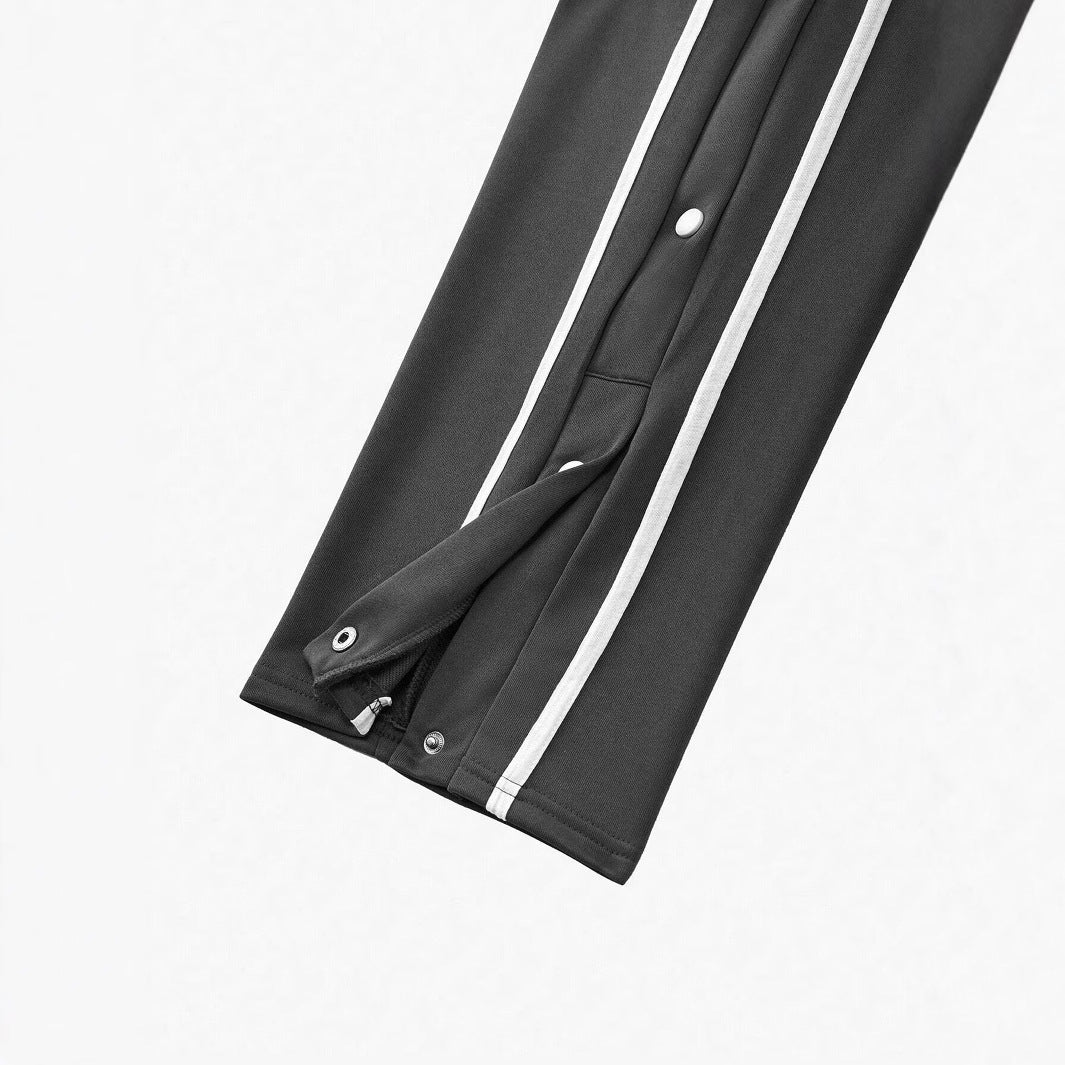 Men's sporty training pants with snap button closure Skorter