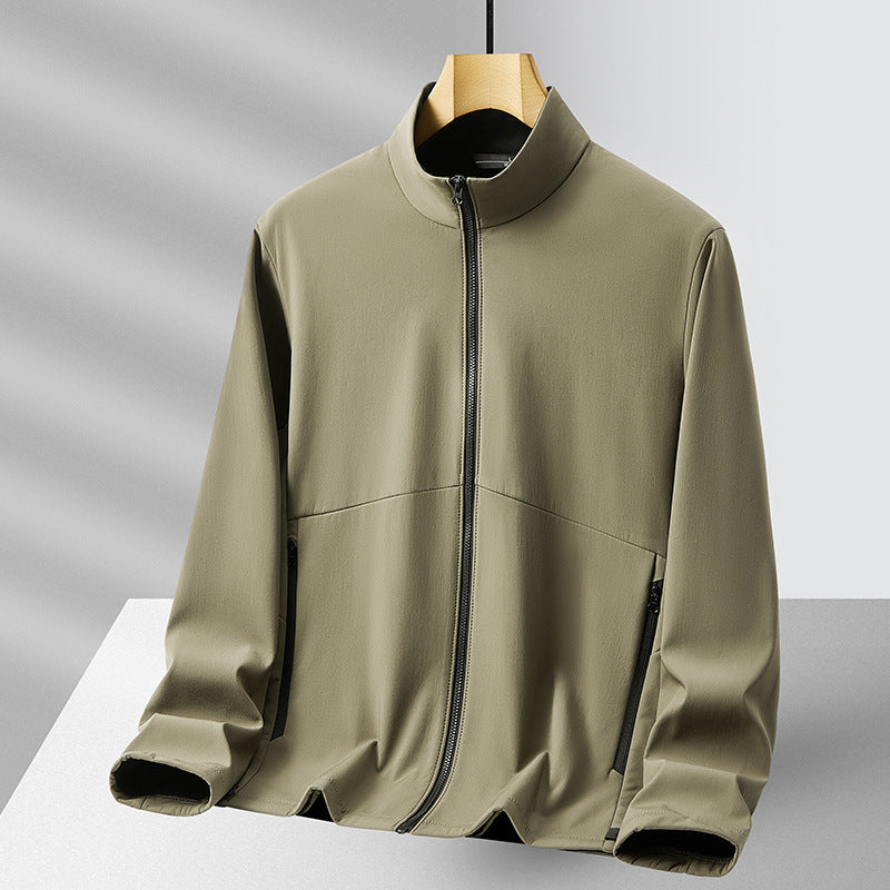 Men's Breathable Outdoor Jacket with High Collar and Practical Pockets Skorter