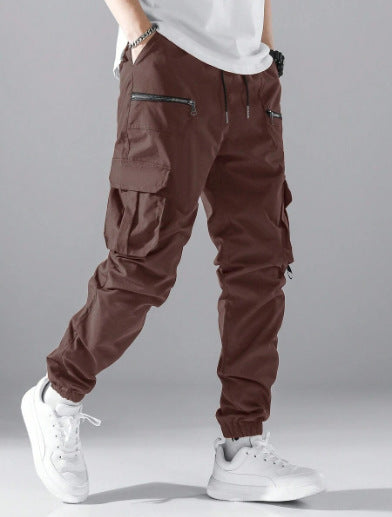 Men's cargo joggers with elastic waistband and practical zip pockets Skorter