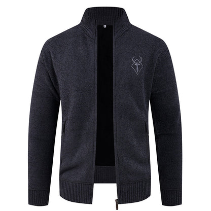 Herrkofta med hög krage och praktiska dragkedjefickor Skorter