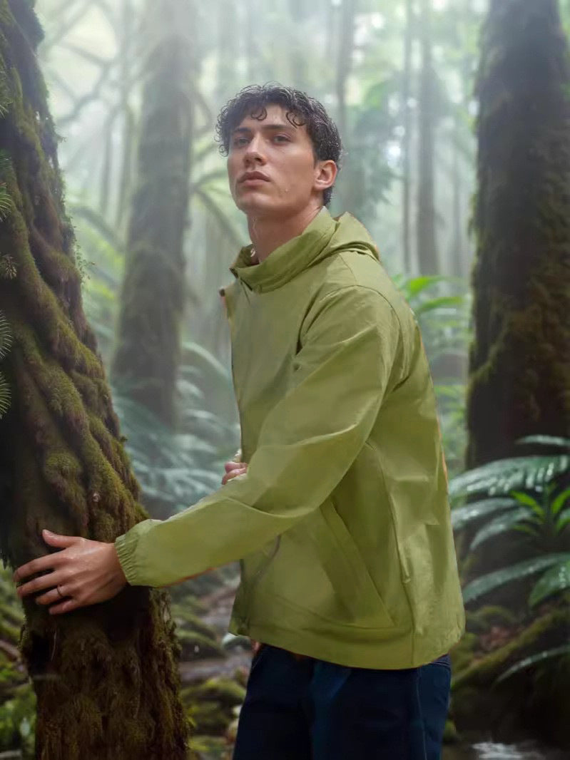 Men's weatherproof utility jacket with adjustable hood system Skorter