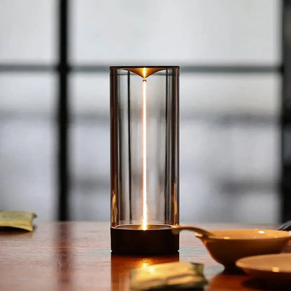 Skorter | Modern Magnetic Table Lamp