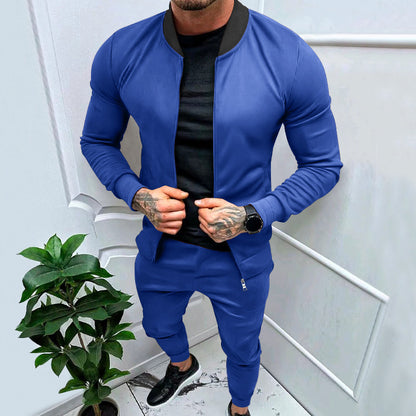 Men's tracksuit with modern stand-up collar and practical zip pockets Skorter