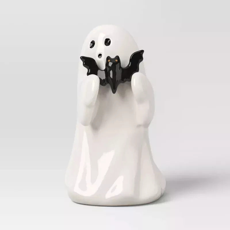Skorter | 3D printed unfriendly ghosts