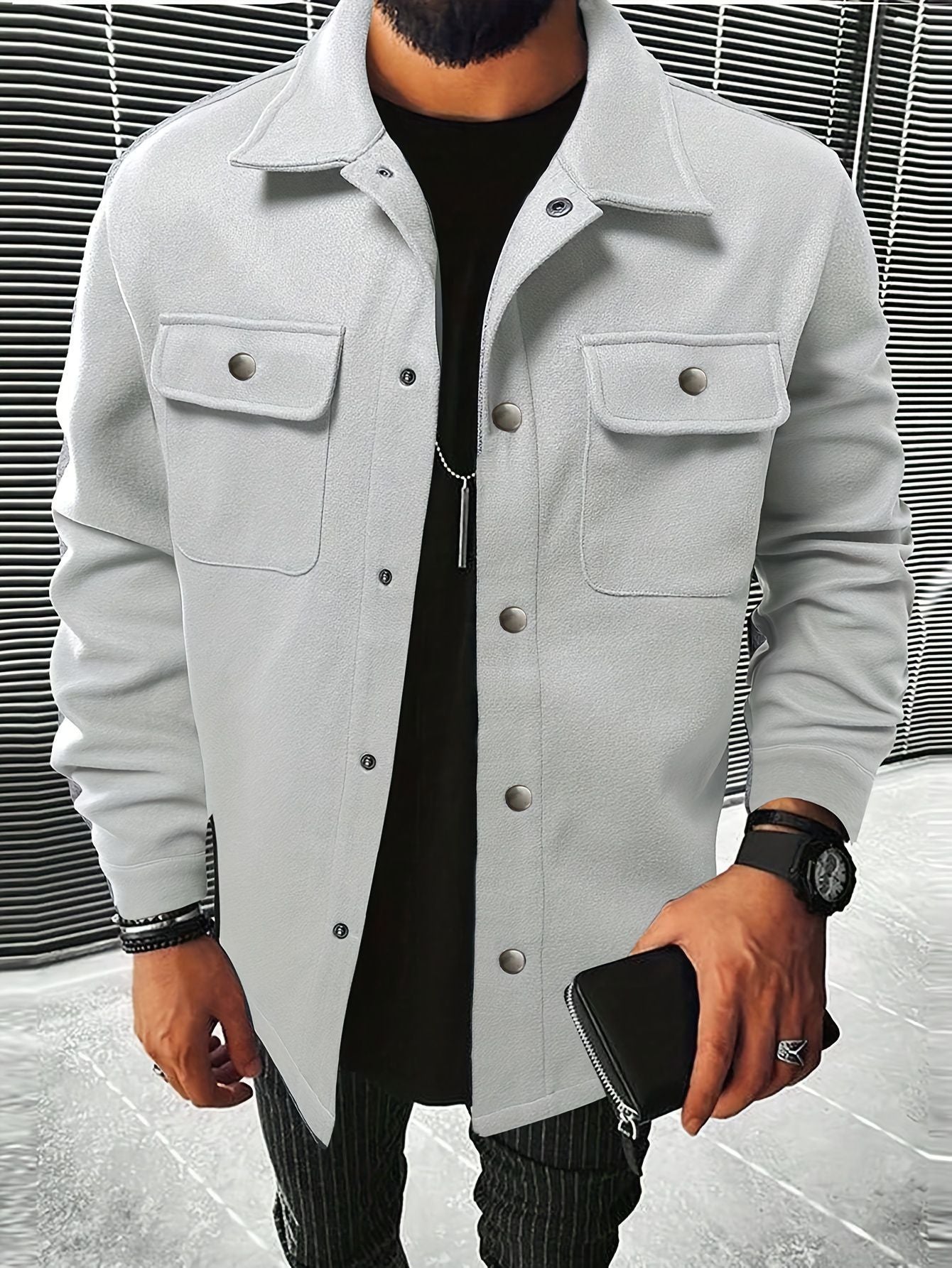 Men's stylish overshirt jacket with practical pockets and modern button design Skorter