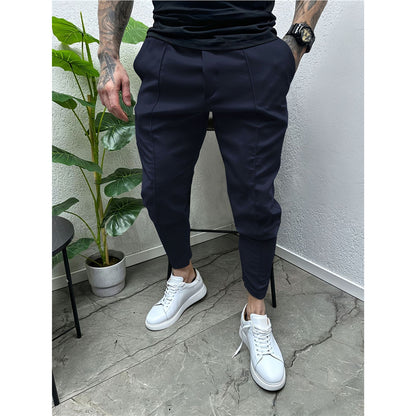 Men's stylish joggers with a slim fit and practical pockets Skorter