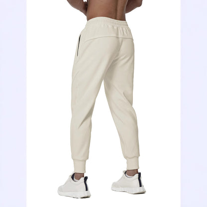 Herrjoggingbyxor med ergonomisk skärning och sidoinsatser, skorter