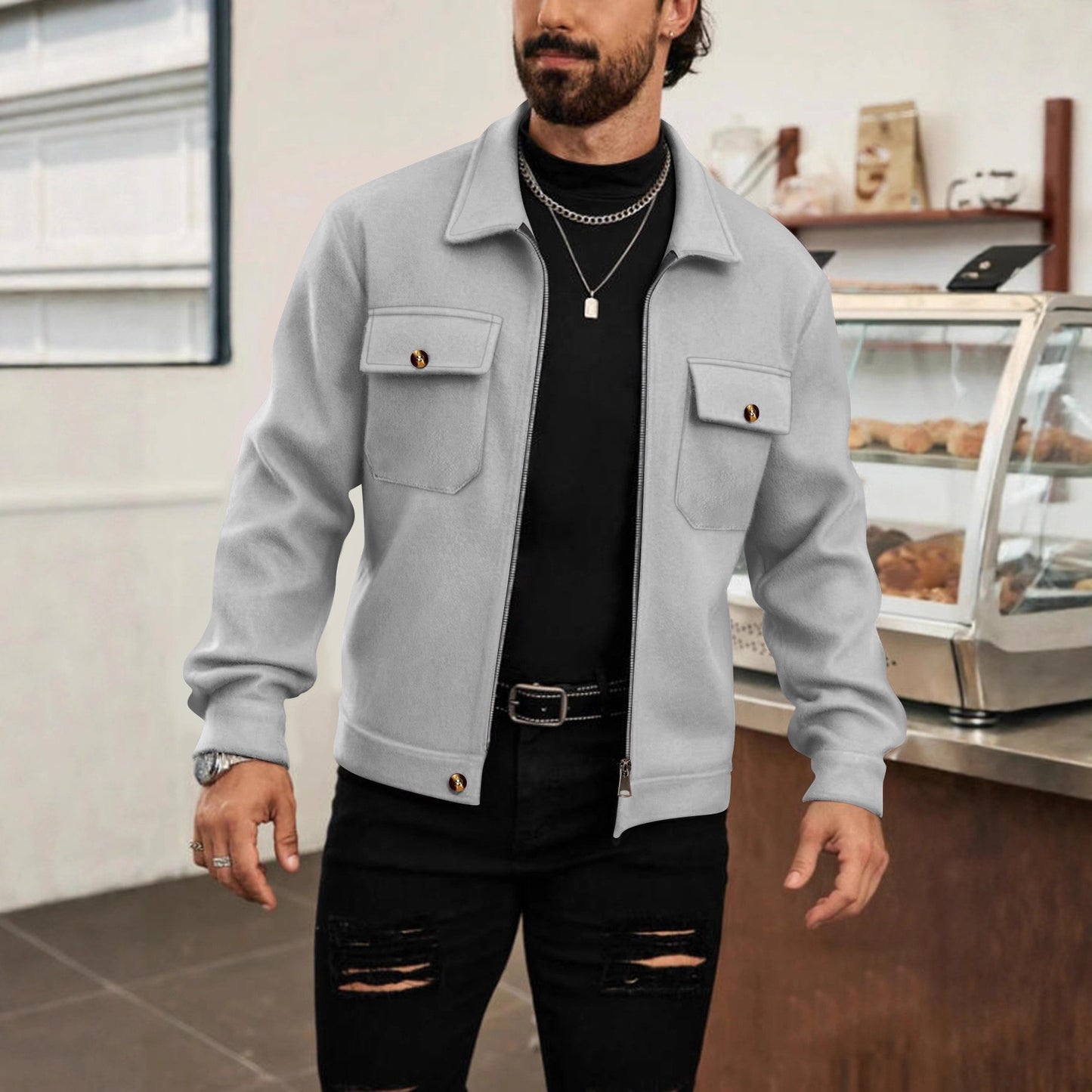 Men's versatile utility jacket with practical pockets and modern design Skorter