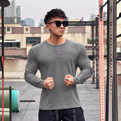 Men's stylish long-sleeve shirt with modern button closure Skorter