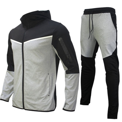 Men's tracksuit with breathable material and functional pockets Skorter