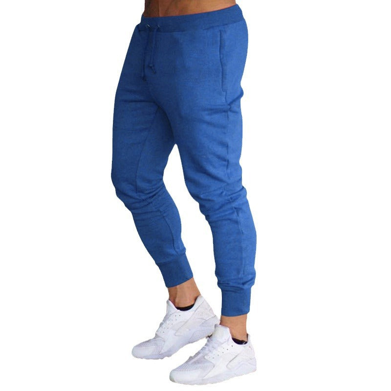 Men's sporty jogging pants with modern cut and practical pockets Skorter