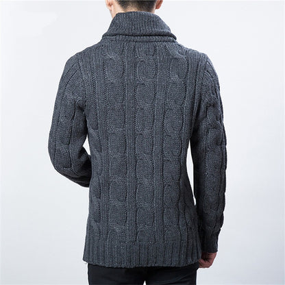 Herrkardigan med djup krage och eleganta knappar Skorter