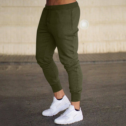 Men's sporty jogging pants with modern cut and practical pockets Skorter