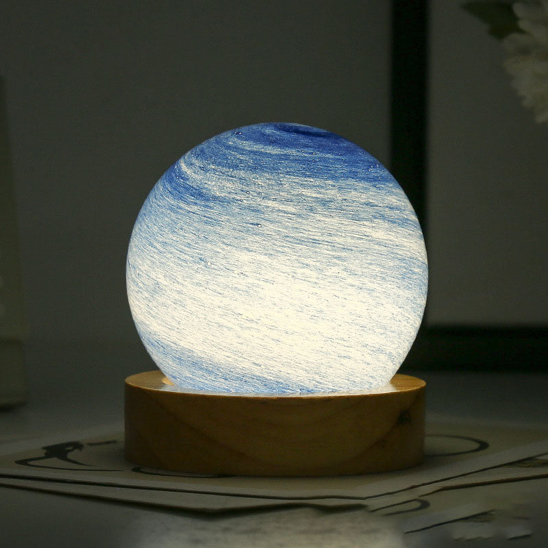 Skorter | Enchanting Planet Lamp – A Universe of Colors and Dreams
