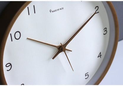 Skorter | Simple solid wood analog wall clock for home