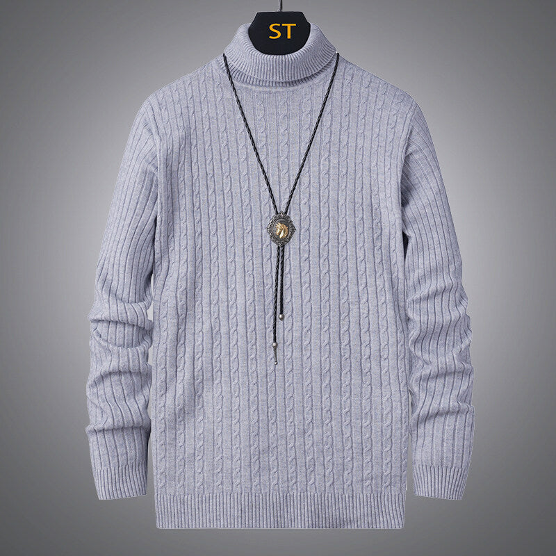 Men's turtleneck sweater with textured cable pattern Skorter