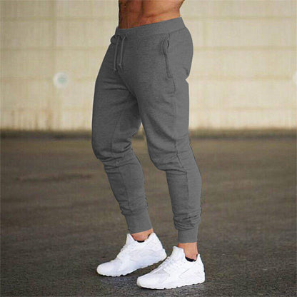 Men's sporty jogging pants with modern cut and practical pockets Skorter