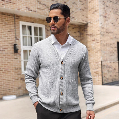 Men's stylish knitted cardigan with practical pockets and unique texture Skorter