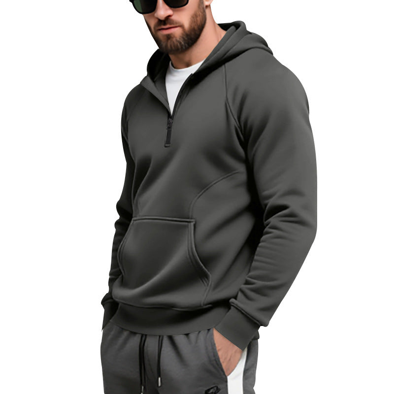 Men's sporty hoodie with modern zipper and practical pockets Skorter