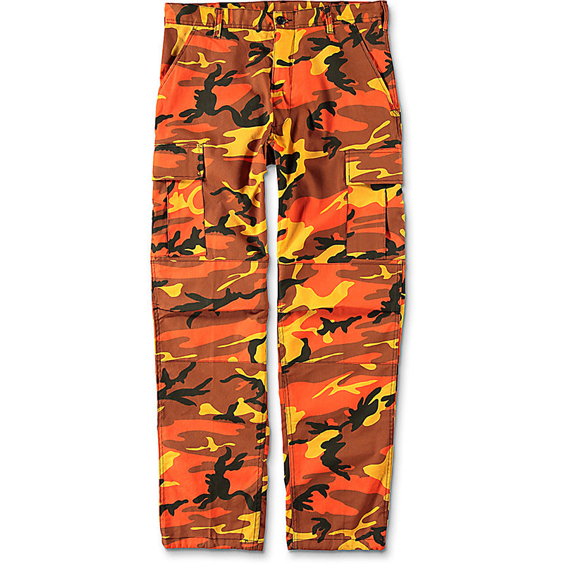 Men's cargo pants in modern camouflage design with multiple practical pockets Skorter