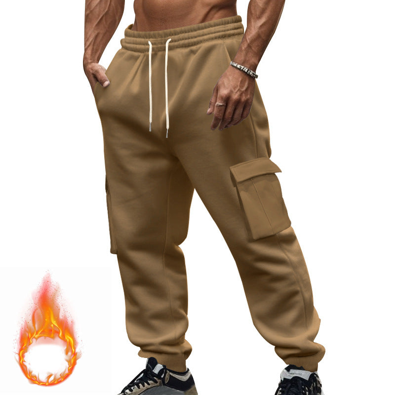 Men's cargo jogging pants with elastic waistband and practical pockets Skorter