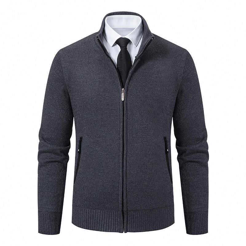 Herrkardigan med hög krage och moderna dragkedjefickor Skorter