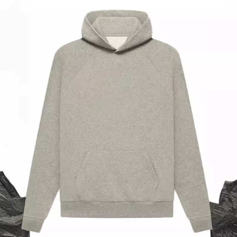 Men's stylish hoodie with practical kangaroo pocket and modern design Skorter