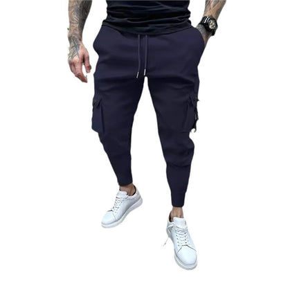 Men's stylish cargo joggers with practical pockets and elastic waistband Skorter