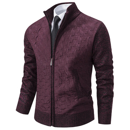 Men's stylish padded jacket with textured outer material and high collar Skorter