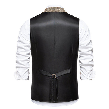 Men's suit vest in elegant herringbone pattern with practical pockets Skorter