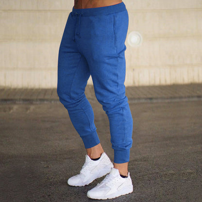 Men's sporty jogging pants with modern cut and practical pockets Skorter