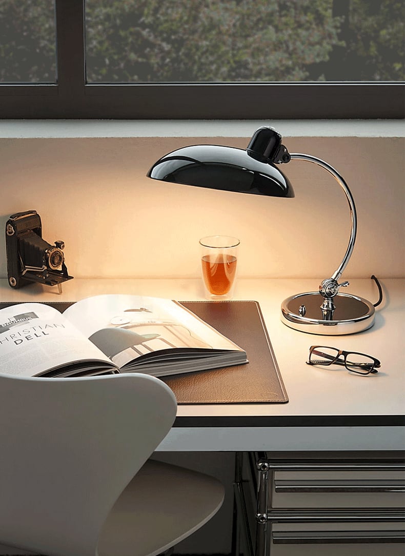 Skorter | Bauhaus KI Classic Table Lamp Replica